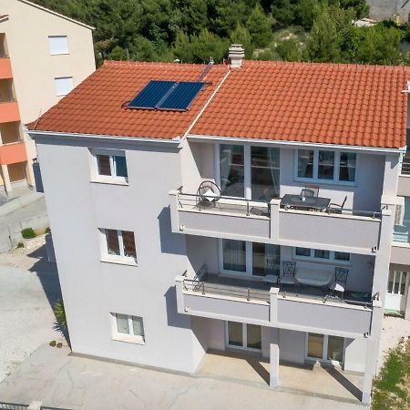 Apartmani Ticinovic Omiš Exterior foto