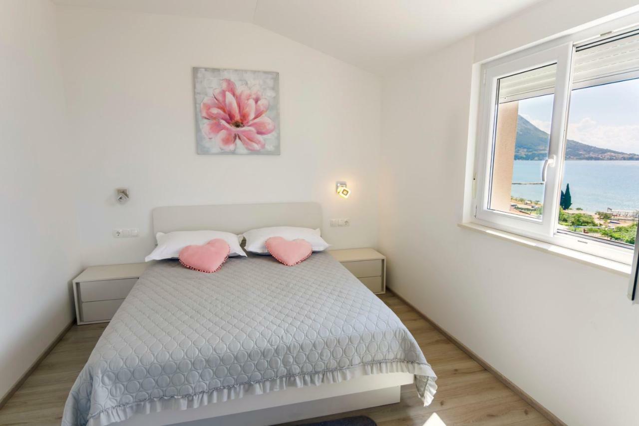 Apartmani Ticinovic Omiš Exterior foto